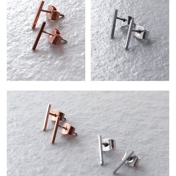 NWOT Madewell Gold Plated Bar Stud Earrings 2Pairs - Picture 3 of 5